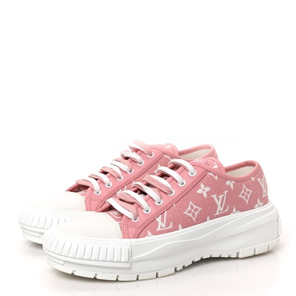 LOUIS VUITTON 
Denim Monogram Squad Sneakers Pink - Picture 12 of 14